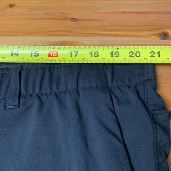 Under Armour Mens Heat Gear Navy Blue Shorts Size 44 - Picture 6 of 10